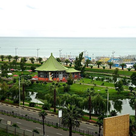 Cocorina Apartment Batumi Exterior photo