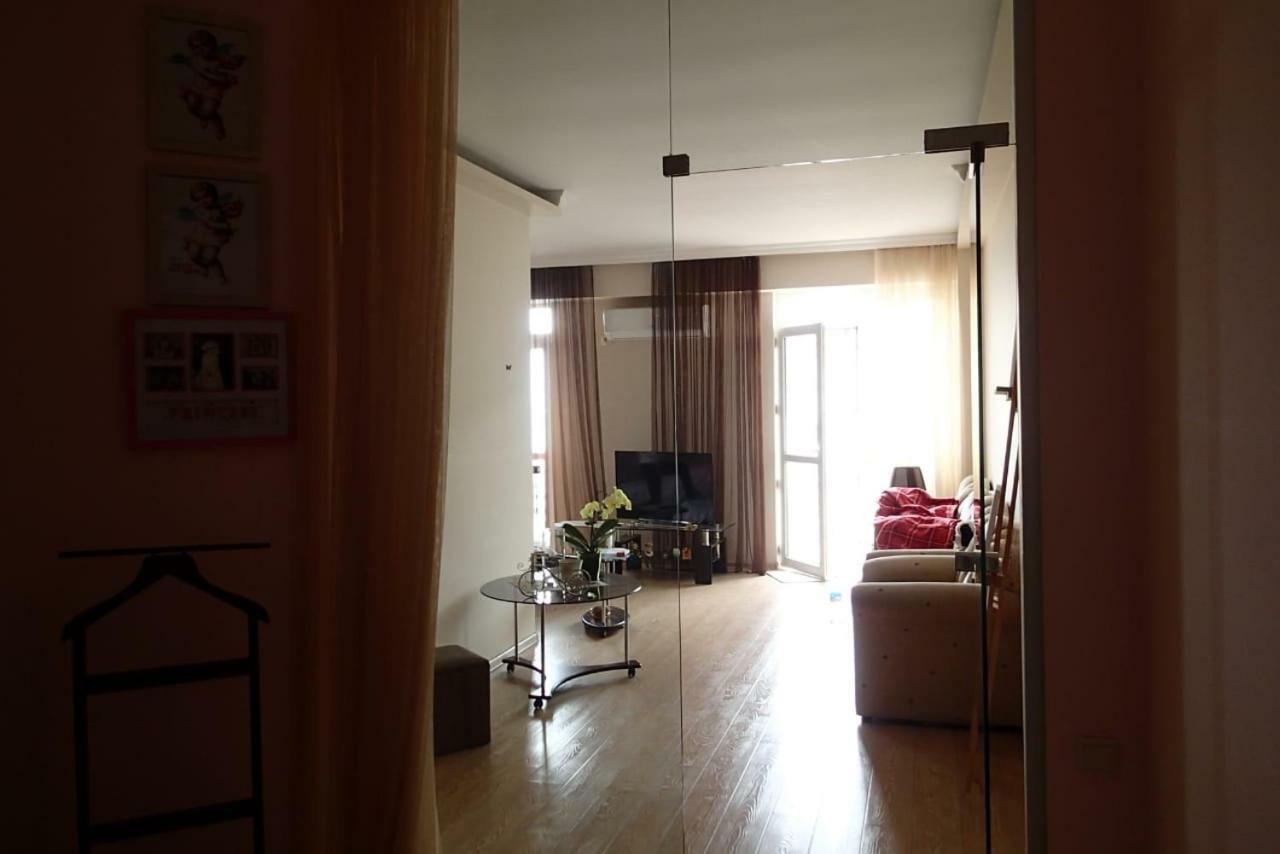 Cocorina Apartment Batumi Exterior photo