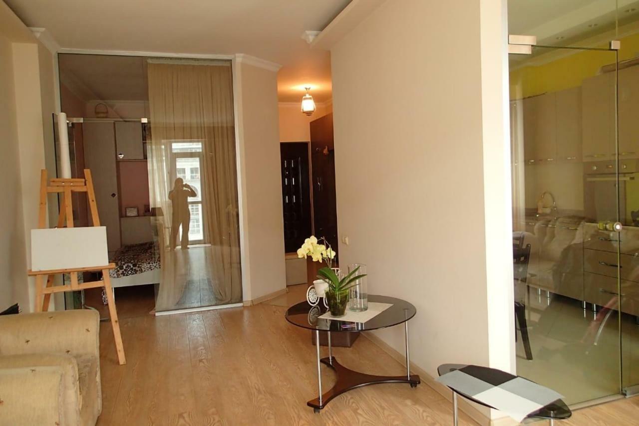 Cocorina Apartment Batumi Exterior photo